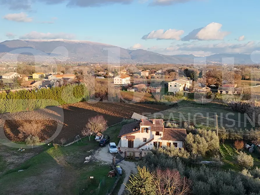 Immagine 40 di Casa indipendente in vendita  in Via DEI PRIGIONIERI, 11 a Bettona
