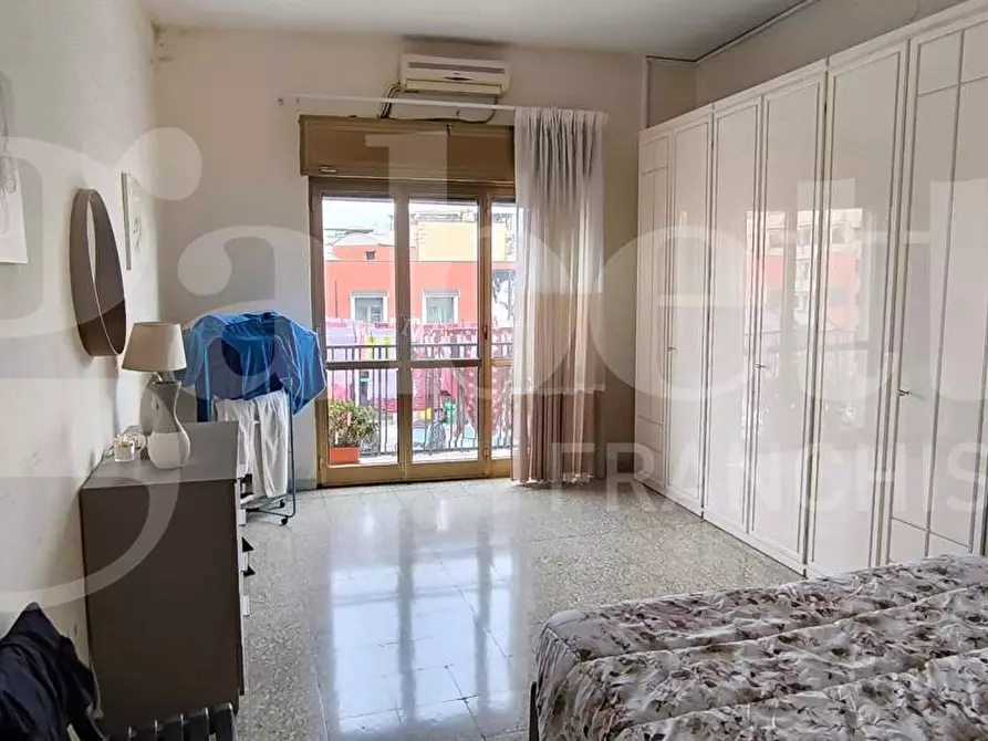 Immagine 12 di Appartamento in vendita  in Via stadera a Napoli