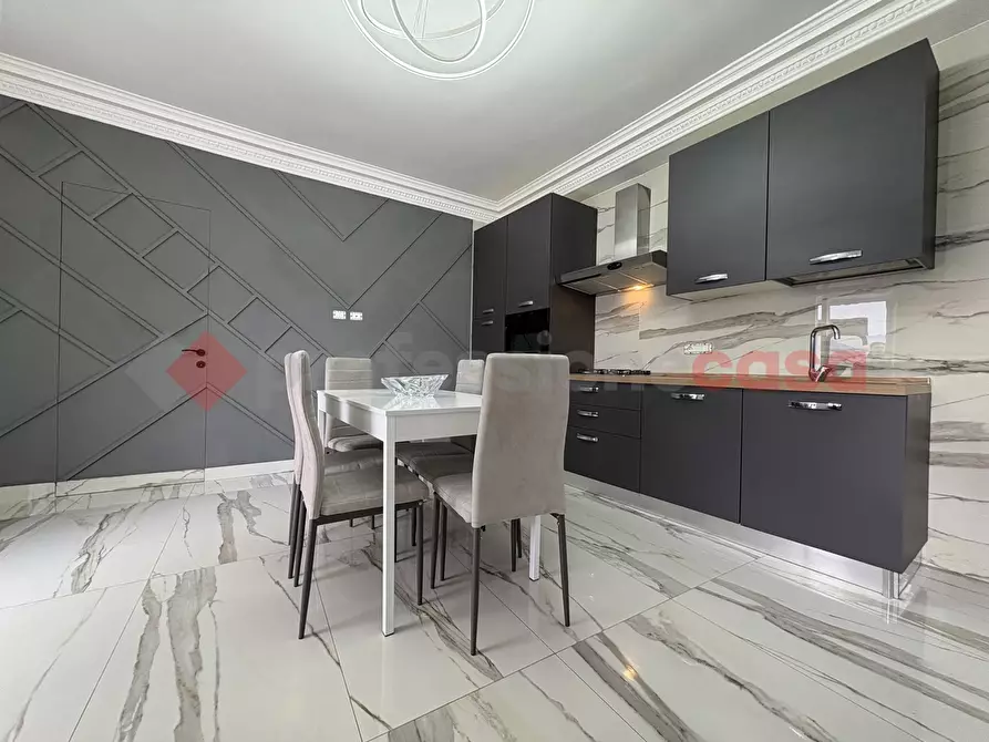 Immagine 15 di Villa in vendita  in Via MONACO, 1 a Terracina
