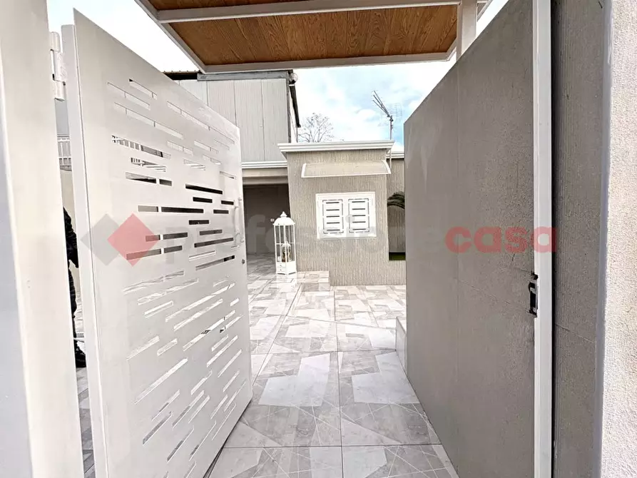Immagine 36 di Villa in vendita  in Via MONACO, 1 a Terracina