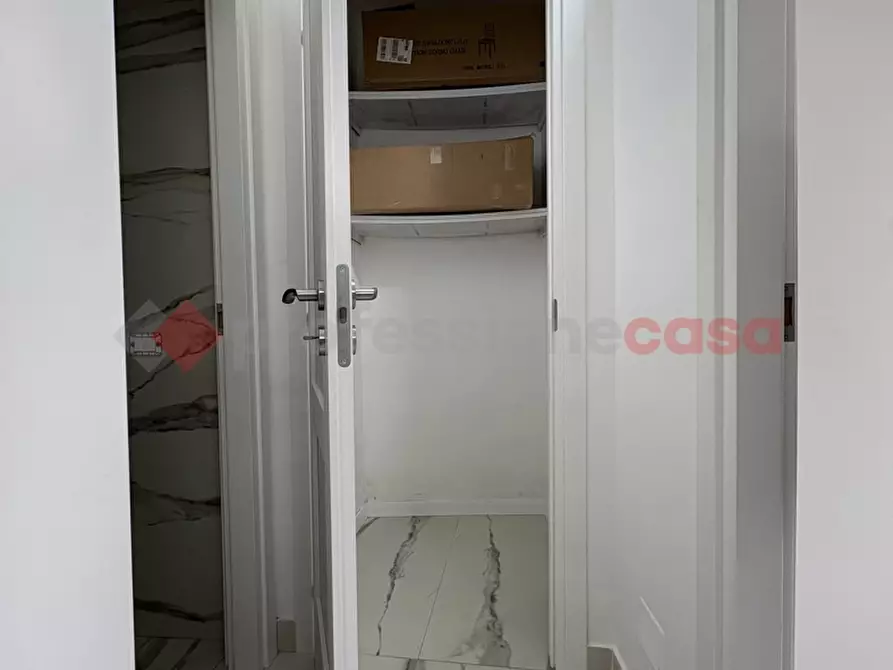 Immagine 28 di Villa in vendita  in Via MONACO, 1 a Terracina