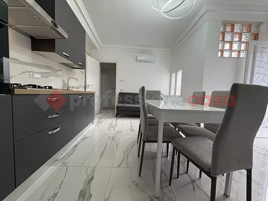 Immagine 19 di Villa in vendita  in Via MONACO, 1 a Terracina