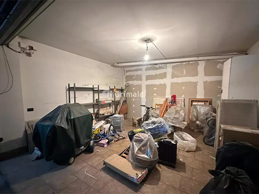 Immagine 6 di Box auto in vendita  in Via Gaetano Dublino, 4 a Acerra