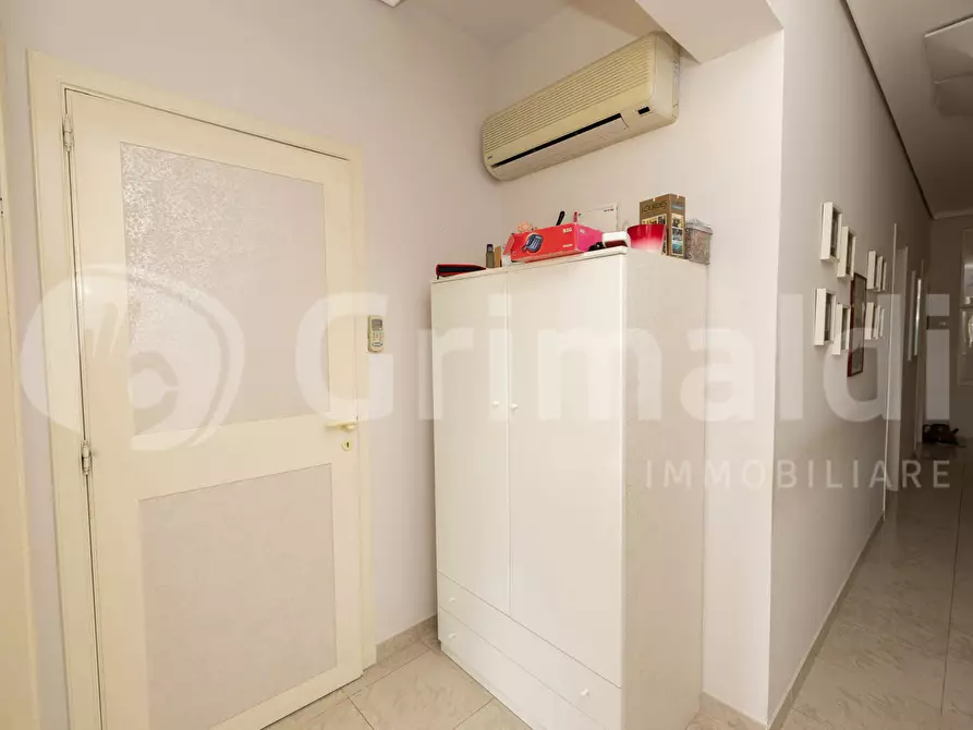 Immagine 16 di Appartamento in vendita  in Via Ugo La Malfa, 1 a Ragusa