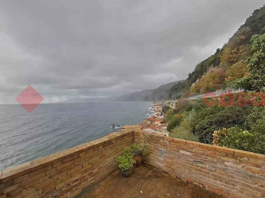 Immagine 5 di Terratetto in vendita  in Via Via Tre Canali, 12 a Scilla
