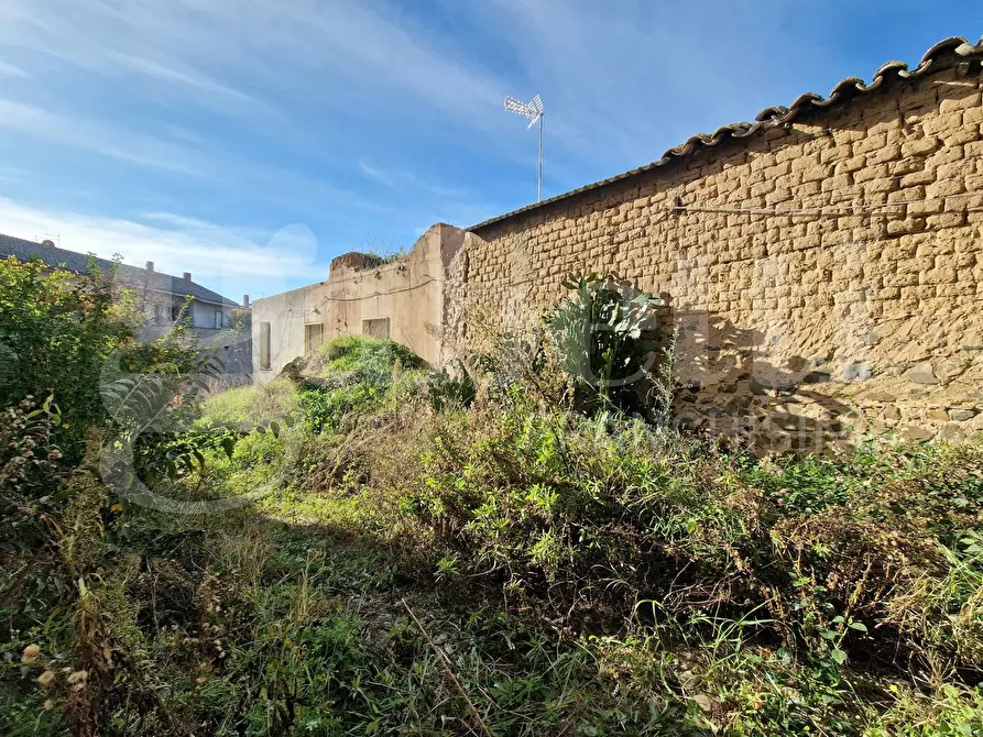 Immagine 15 di Terreno residenziale in vendita  in Via chiesa, 46 a Ussana