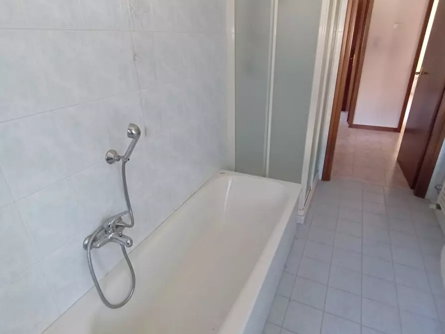 Immagine 22 di Villa in vendita  in Via Pettorazza Grimani, via Don Luigi Zampieri, 00 a Pettorazza Grimani