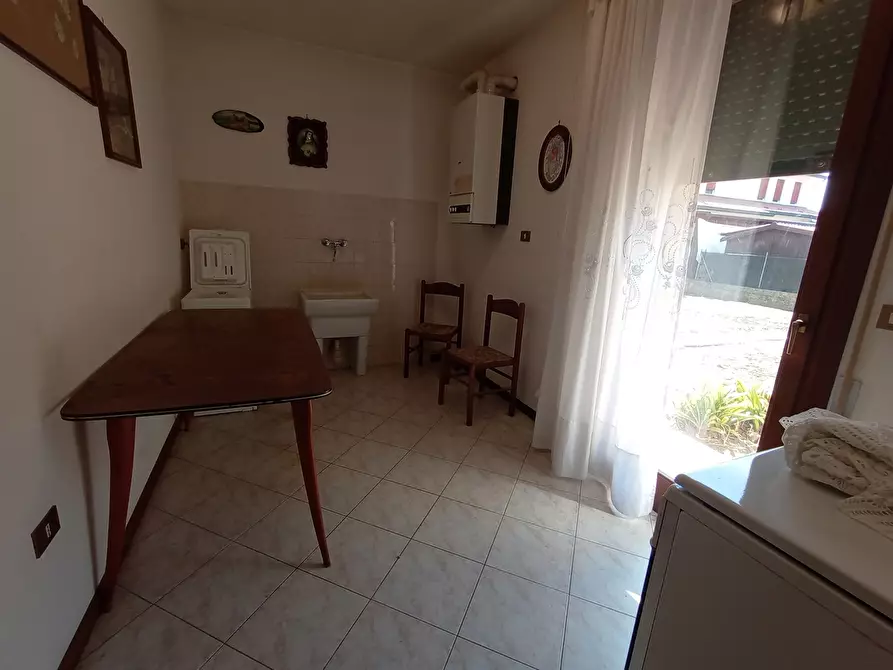 Immagine 14 di Villa in vendita  in Via Pettorazza Grimani, via Don Luigi Zampieri, 00 a Pettorazza Grimani