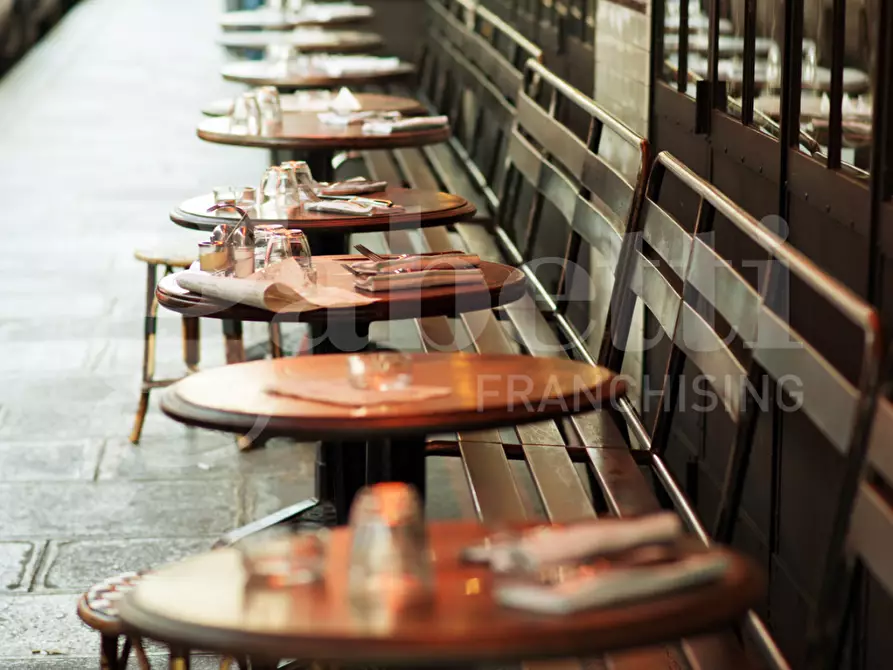 Immagine 8 di Bar / Ristorante in vendita  in Via SOTTOMARINA - VIALE VENETO, 12 a Chioggia