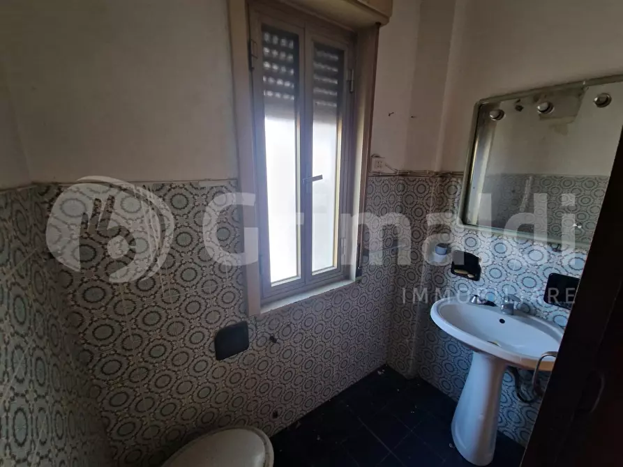Immagine 17 di Appartamento in vendita  in Viale LibertÃ , 341 a Messina