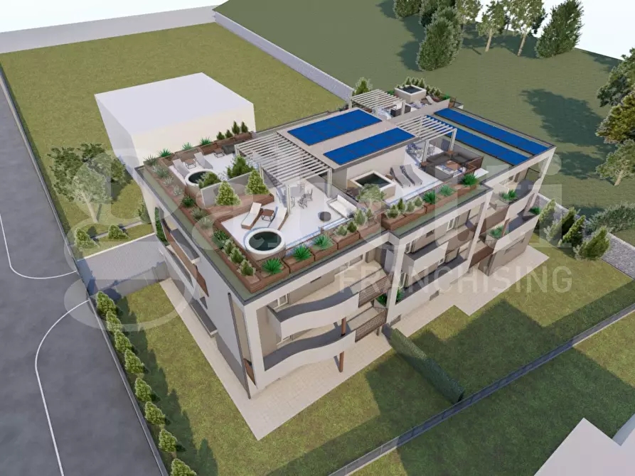 Immagine 1 di Appartamento in vendita  in Via Diaz, snc a Longone Al Segrino