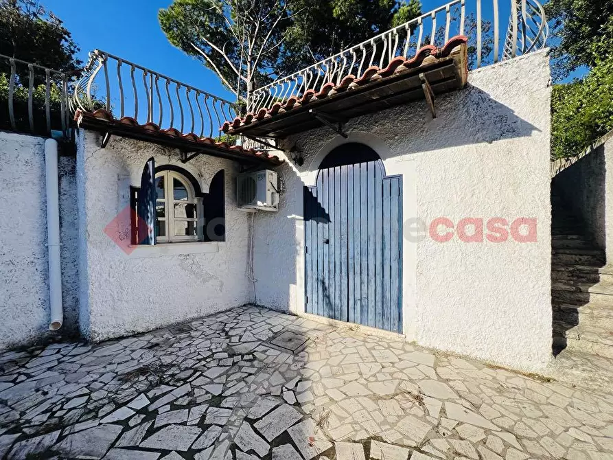 Immagine 28 di Villa in vendita  in Via TERRACINA, 50 a San Felice Circeo