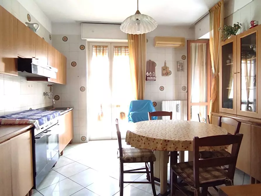 Immagine 1 di Appartamento in vendita  in Via FRANCESCO DE AMBROSIO a San Severo