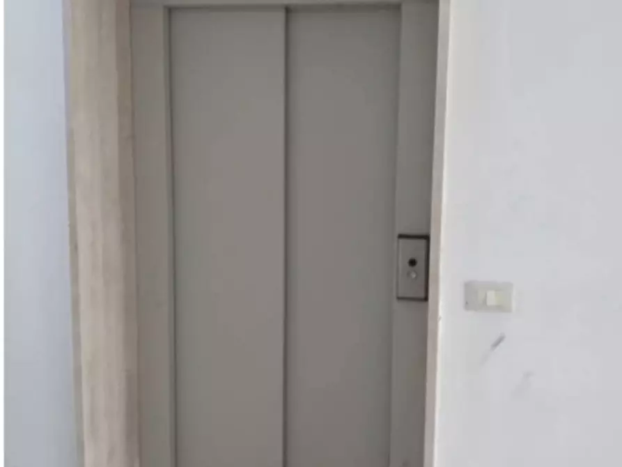 Immagine 3 di Appartamento in vendita  in Via Ignazio Silone, 27 a Diamante