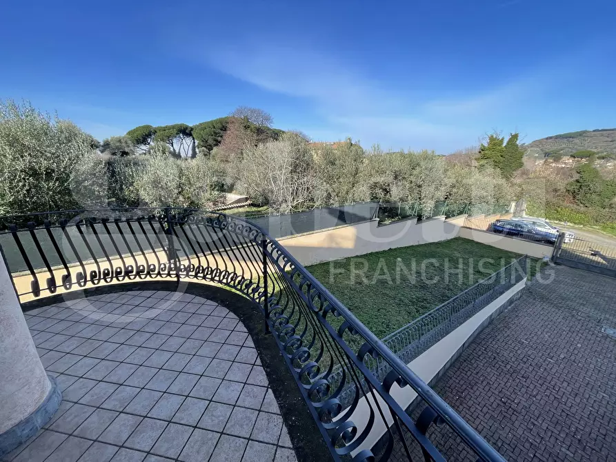 Immagine 20 di Casa bifamiliare in vendita  in Via dei Ciclamini, 25 a Rocca Di Papa
