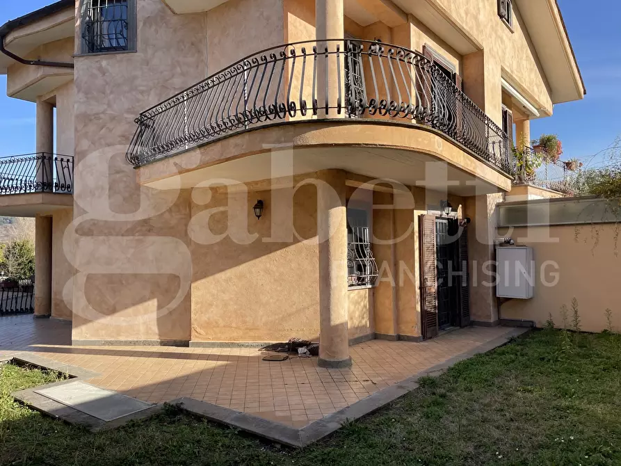 Immagine 4 di Casa bifamiliare in vendita  in Via dei Ciclamini, 25 a Rocca Di Papa