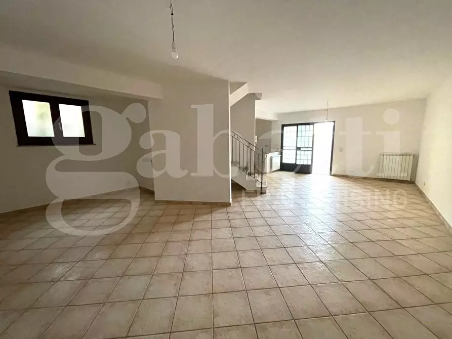 Immagine 45 di Casa bifamiliare in vendita  in Via dei Ciclamini, 25 a Rocca Di Papa