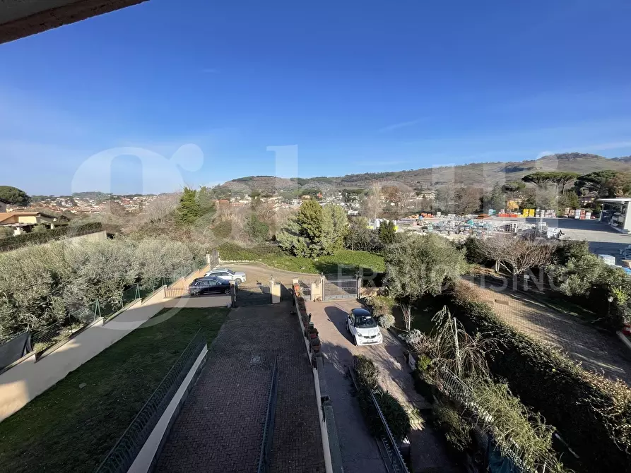 Immagine 42 di Casa bifamiliare in vendita  in Via dei Ciclamini, 25 a Rocca Di Papa