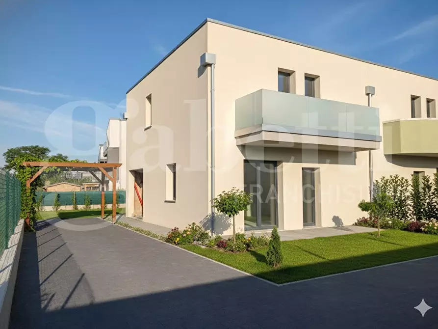 Immagine 11 di Casa bifamiliare in vendita  in Via BRONDOLO - VIA A.CONTARINI, 00 a Chioggia