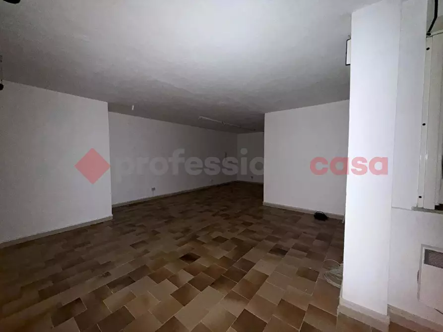 Immagine 8 di Ufficio in affitto  in Via delle Piagge, 5 a Tivoli