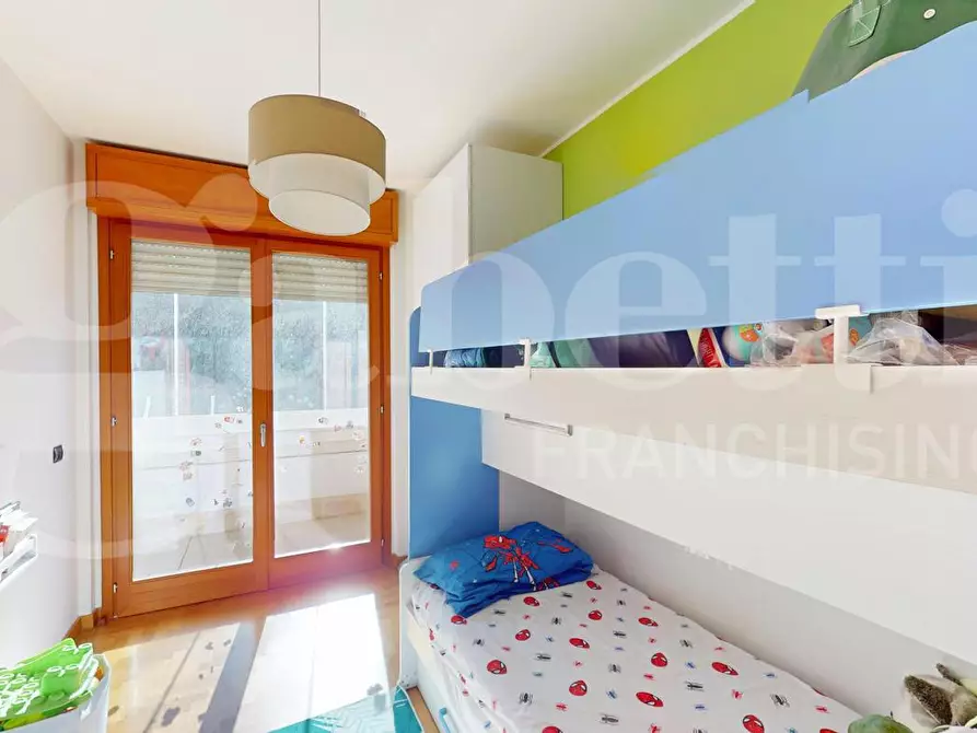 Immagine 27 di Appartamento in vendita  in Via Riva Ligure, 44 a Roma