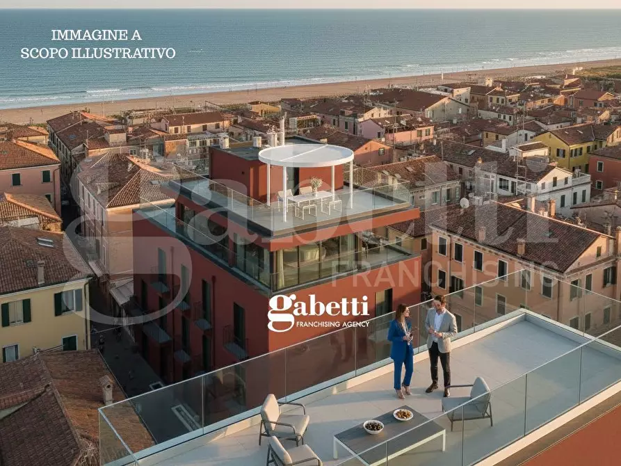 Immagine 3 di Palazzo in vendita  in Via SOTTOMARINA - VIALE VENETO, 12 a Chioggia