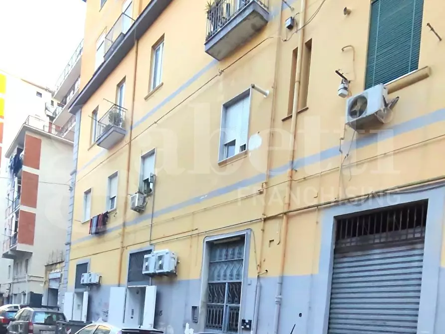 Immagine 24 di Appartamento in vendita  in Via CHIETI a Napoli