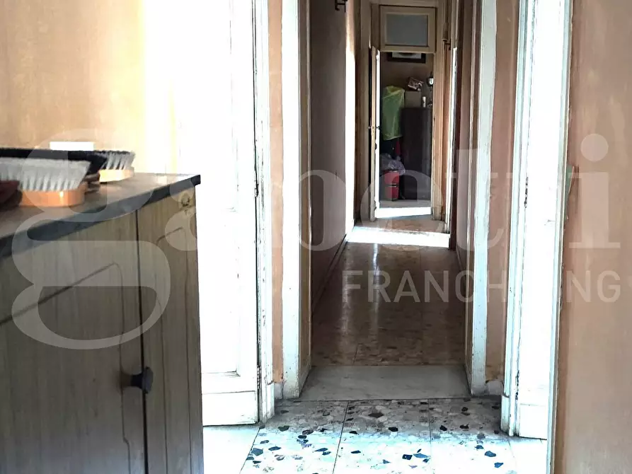 Immagine 21 di Appartamento in vendita  in Via CHIETI a Napoli