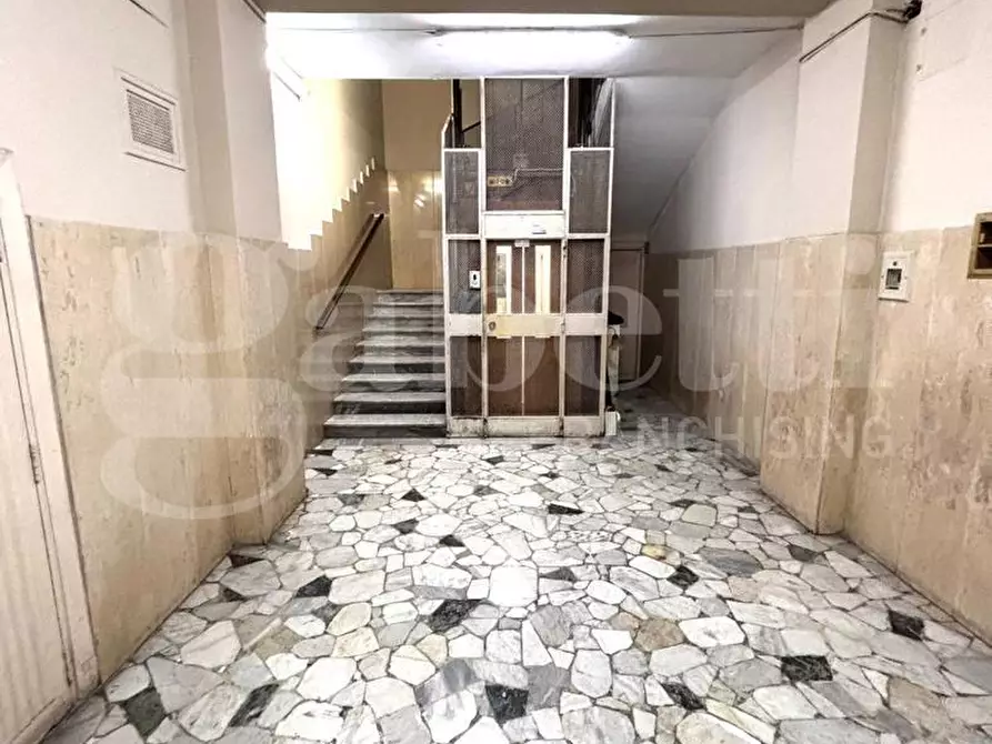 Immagine 3 di Appartamento in affitto  in Via Sant'Antonio Abate a Napoli