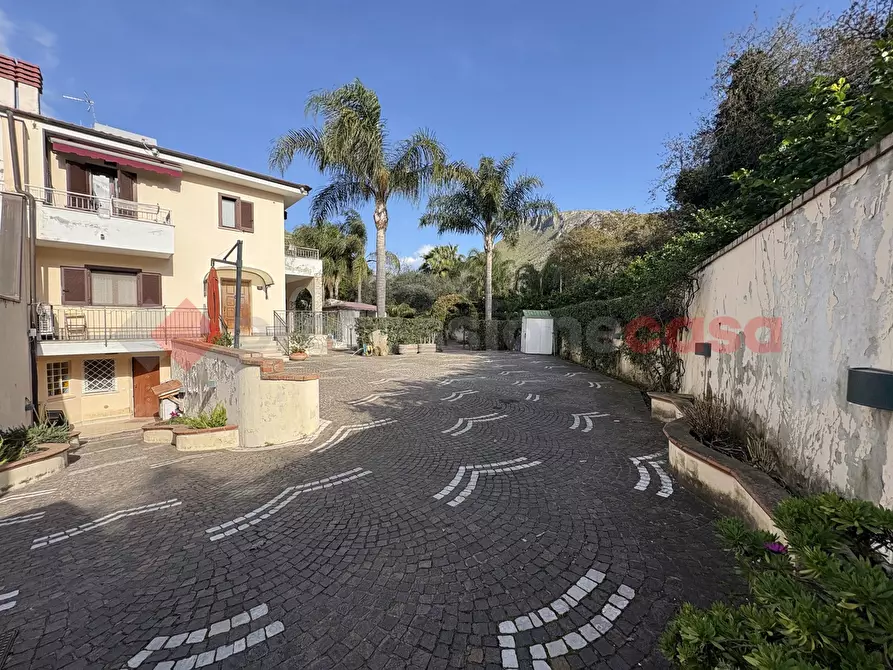 Immagine 38 di Casa quadrifamiliare in vendita  in Via PENELOPE, 374 a Sperlonga