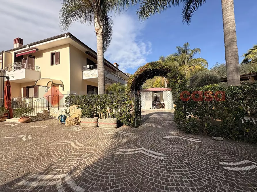 Immagine 1 di Casa quadrifamiliare in vendita  in Via PENELOPE, 374 a Sperlonga