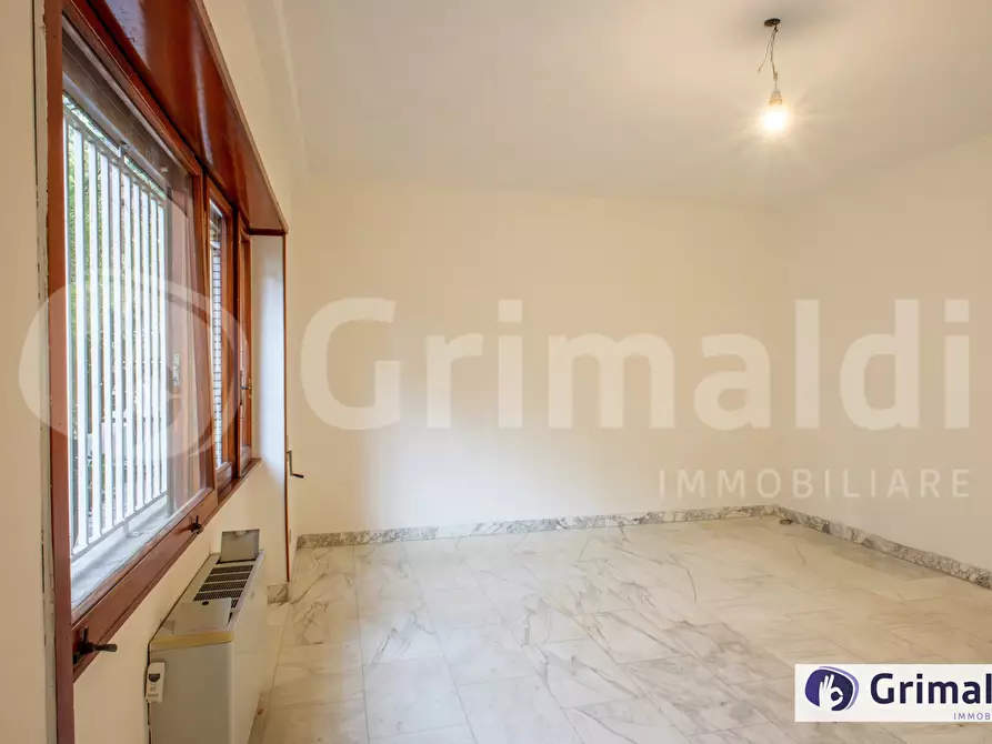 Immagine 30 di Appartamento in vendita  in Via del Serafico a Roma