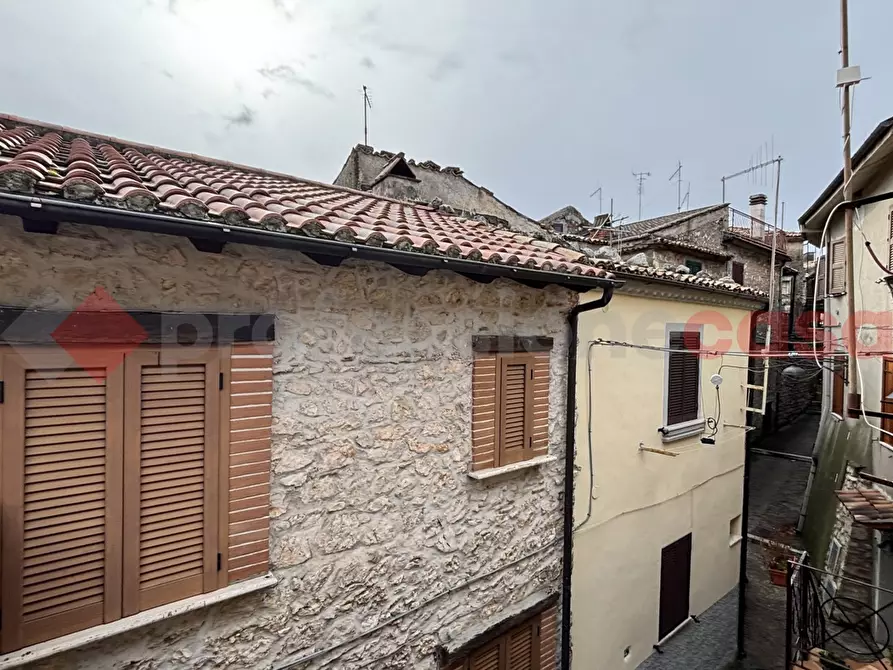 Immagine 14 di Appartamento in vendita  in Via Vittorio Emanuele, 10 a Vico Nel Lazio