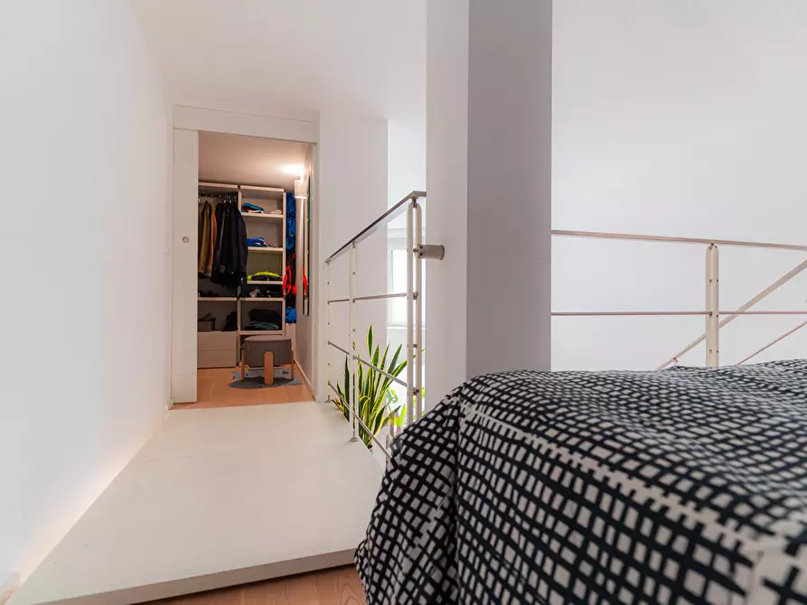 Immagine 10 di Appartamento in vendita  in Via dei gracchi a Milano