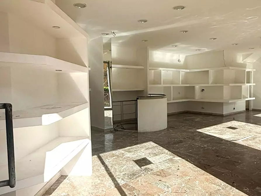 Immagine 1 di Negozio in vendita  in Corso Calatafimi, 979 a Palermo