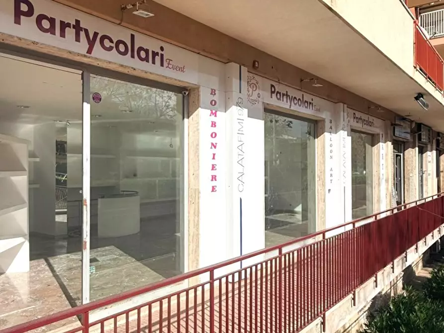 Immagine 5 di Negozio in vendita  in Corso Calatafimi, 979 a Palermo