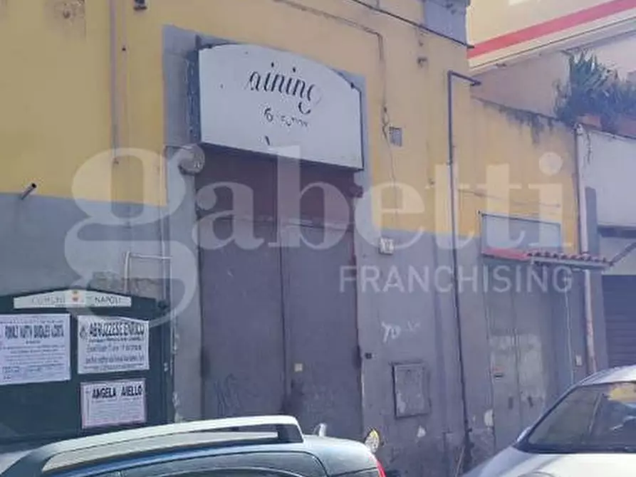 Immagine 1 di Negozio in vendita  in Via foggia, 41 a Napoli