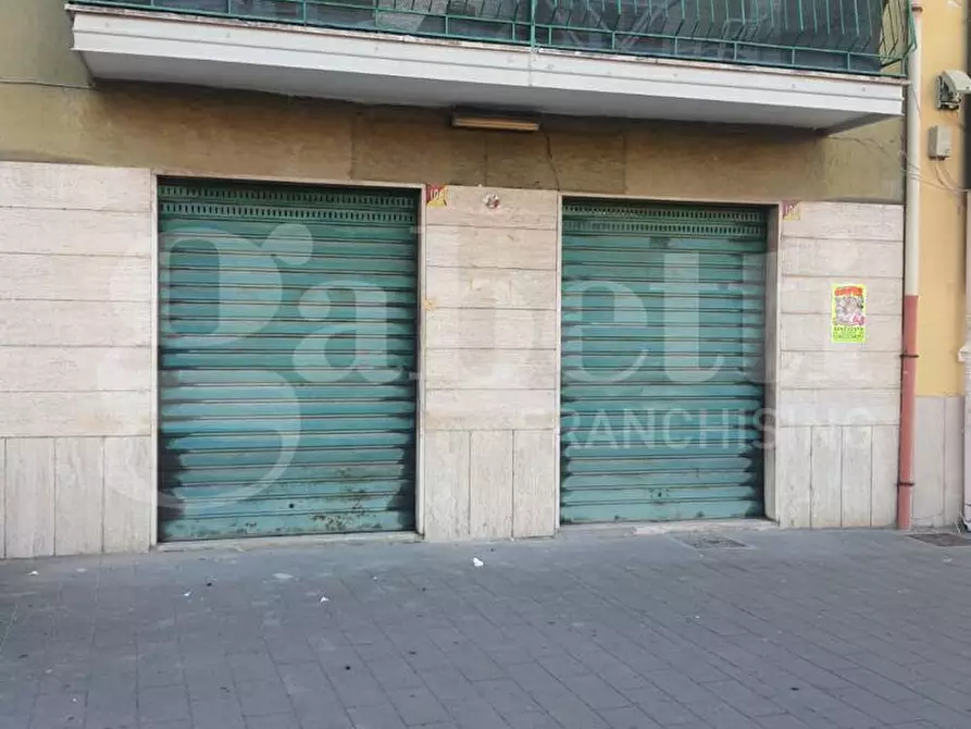 Immagine 4 di Negozio in affitto  in Via Napoli, 108 a Benevento