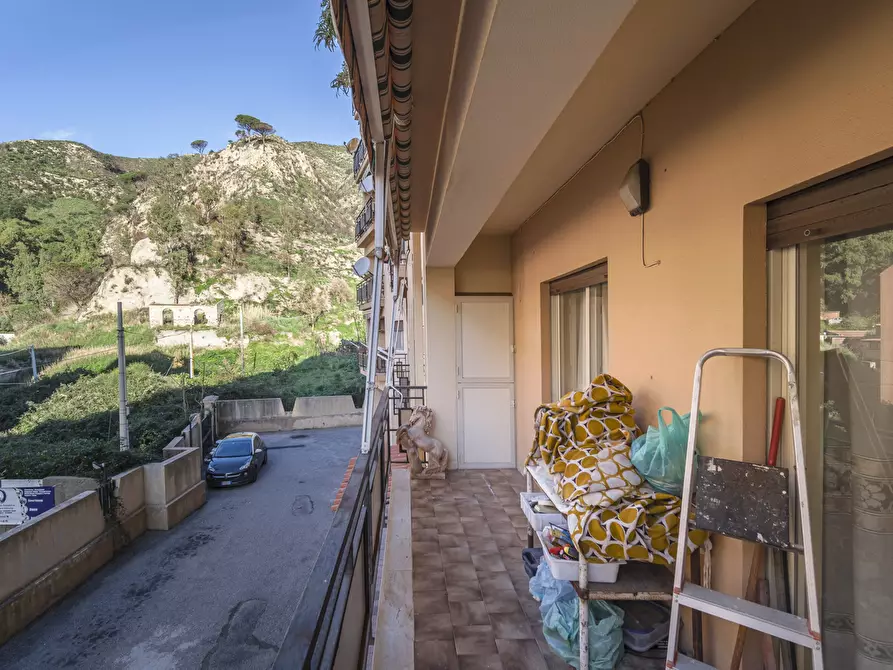 Immagine 27 di Appartamento in vendita  in Contrada catanese, 37 a Messina