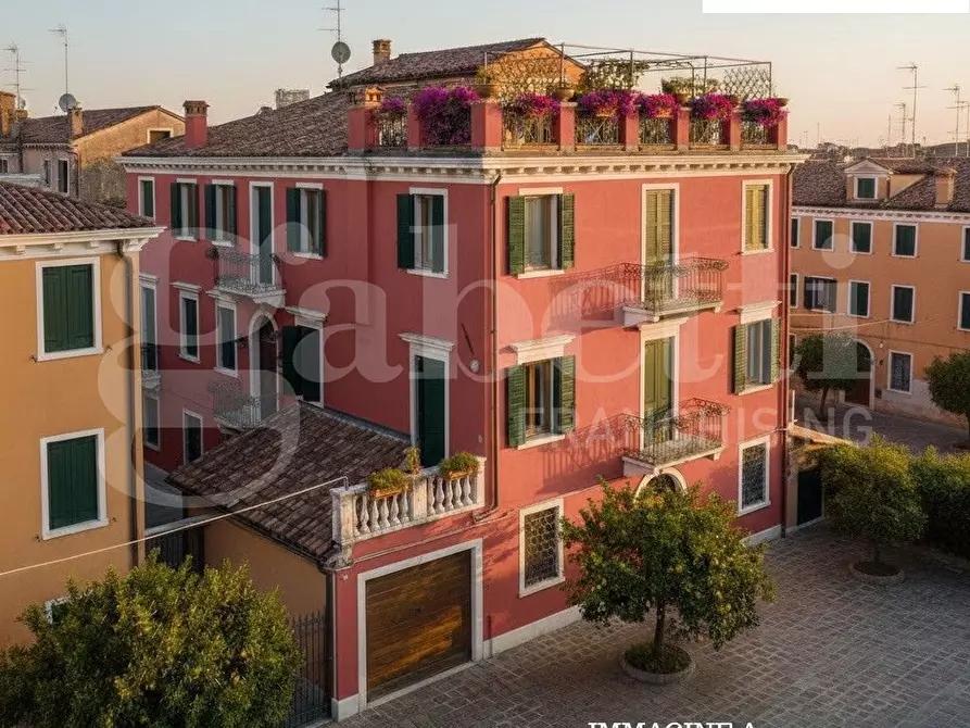 Immagine 3 di Casa indipendente in vendita  in Via SOTTOMARINA - VIALE VENETO, 12 a Chioggia