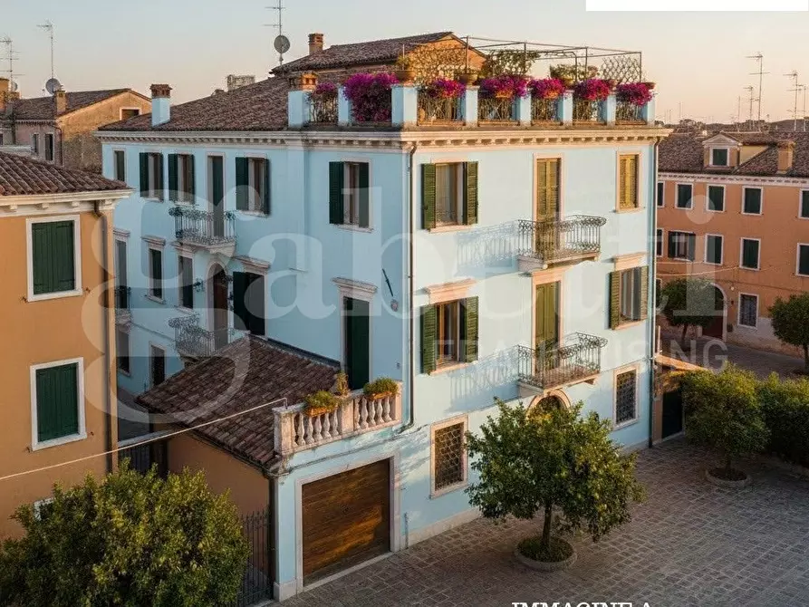 Immagine 2 di Casa indipendente in vendita  in Via SOTTOMARINA - VIALE VENETO, 12 a Chioggia