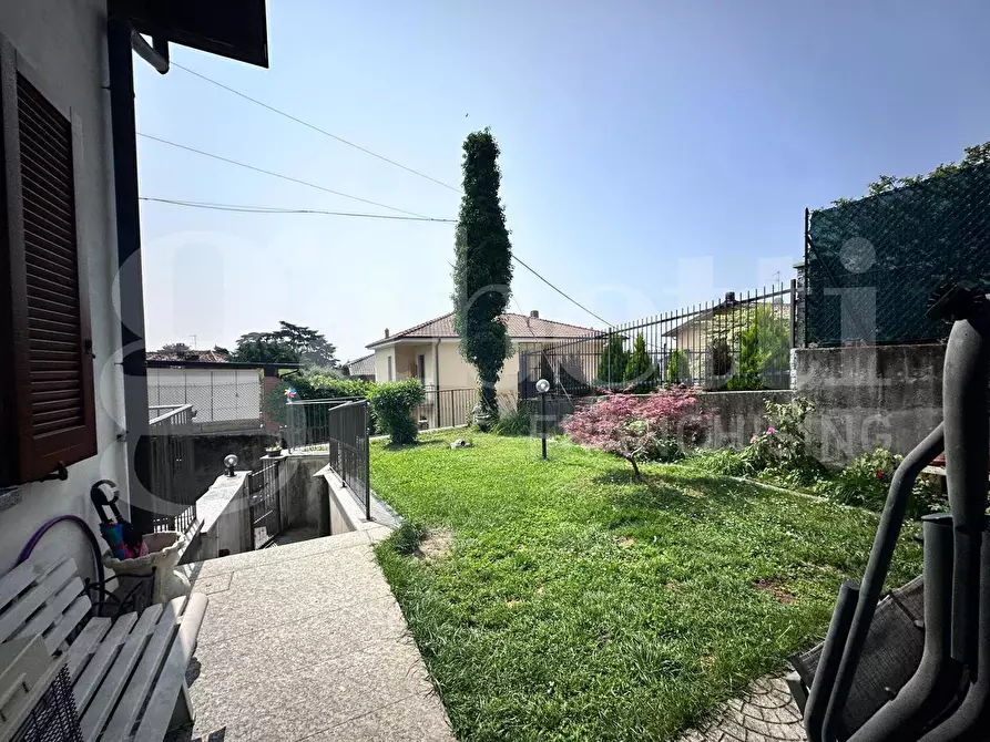 Immagine 28 di Villa in vendita  in Via Cascina  Avalle, snc a Albavilla