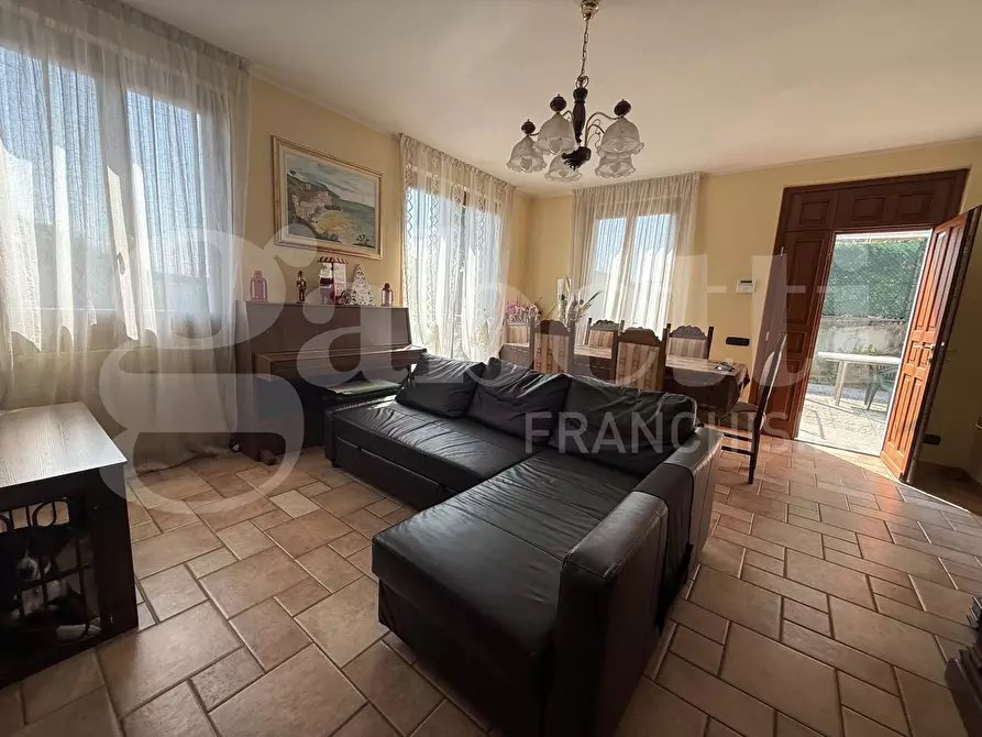 Immagine 39 di Villa in vendita  in Via Cascina  Avalle, snc a Albavilla