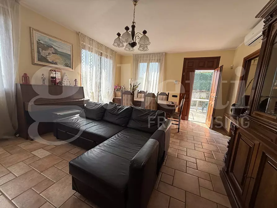 Immagine 41 di Villa in vendita  in Via Cascina  Avalle, snc a Albavilla