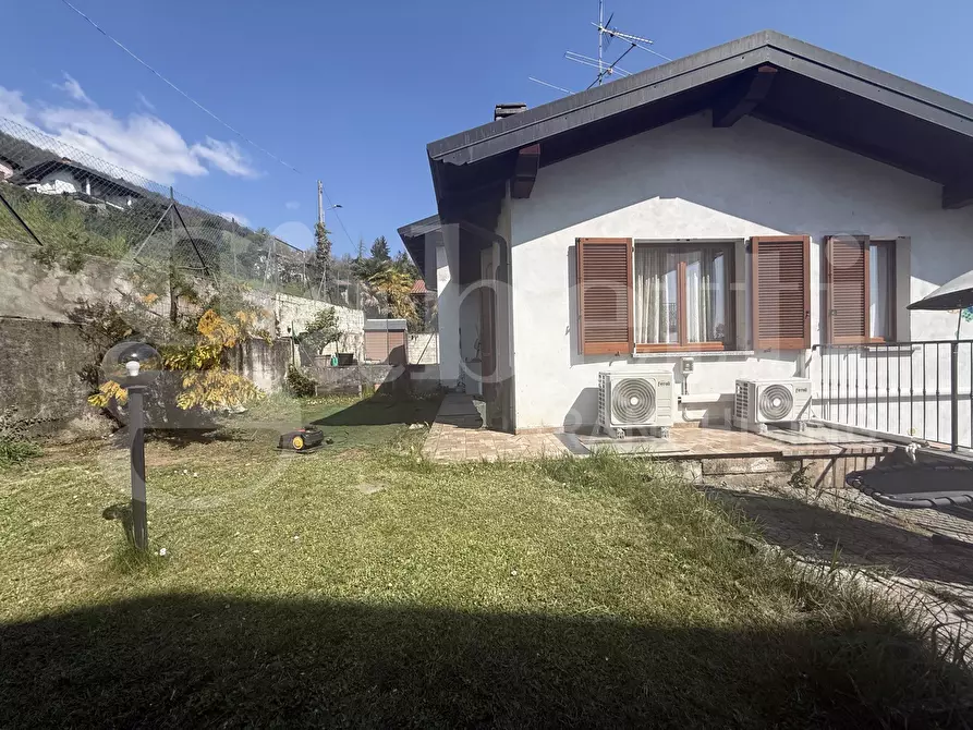 Immagine 48 di Villa in vendita  in Via Cascina  Avalle, snc a Albavilla