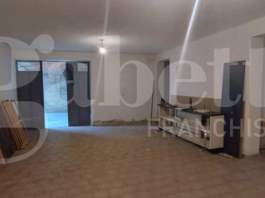 Immagine 10 di Magazzino in vendita  in Via Nazionale, 32 a Squillace