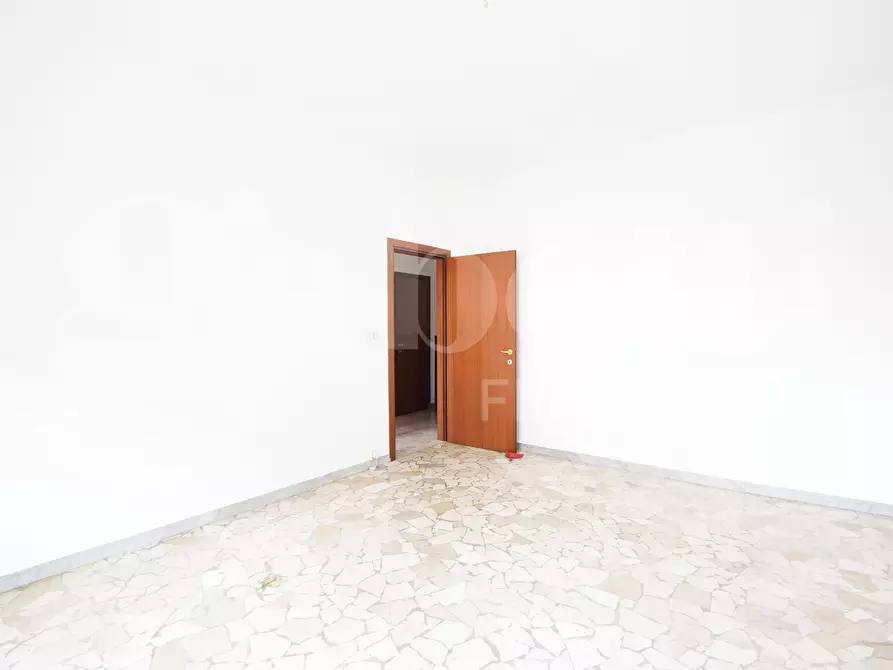 Immagine 7 di Appartamento in vendita  in Via Voltuno, . a Venezia