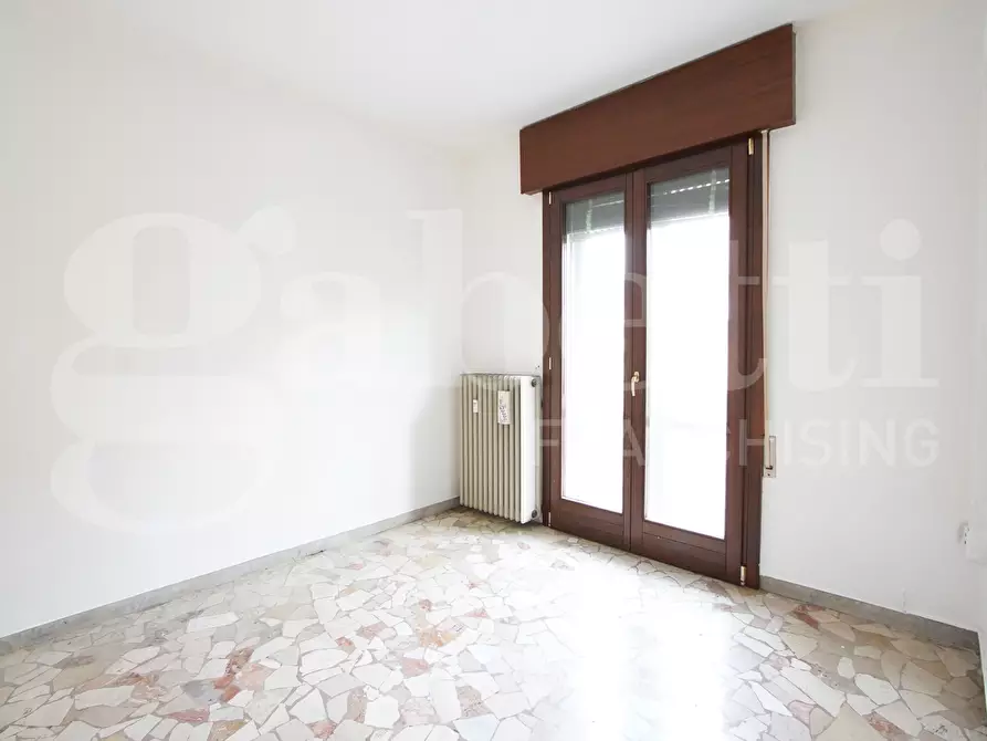 Immagine 18 di Appartamento in vendita  in Via Voltuno, . a Venezia