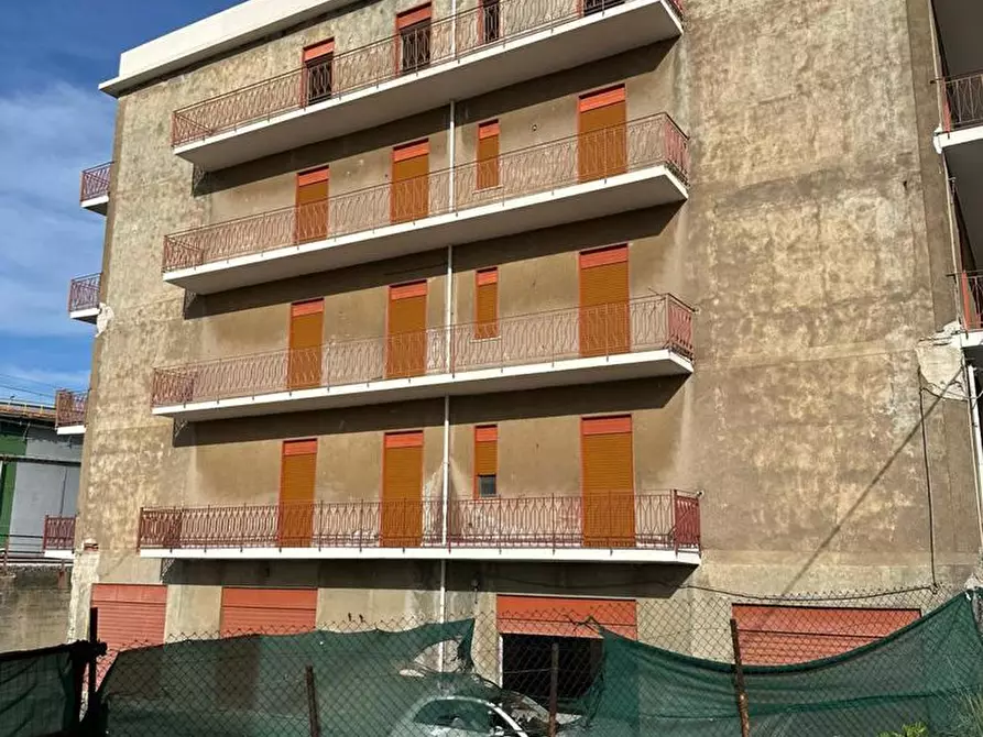 Immagine 2 di Palazzo in affitto  in Via San filippo del mela, Via Corriolo Nazionale, 196 a San Filippo Del Mela