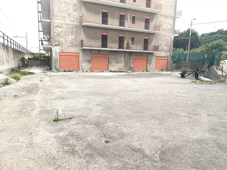 Immagine 6 di Palazzo in affitto  in Via San filippo del mela, Via Corriolo Nazionale, 196 a San Filippo Del Mela